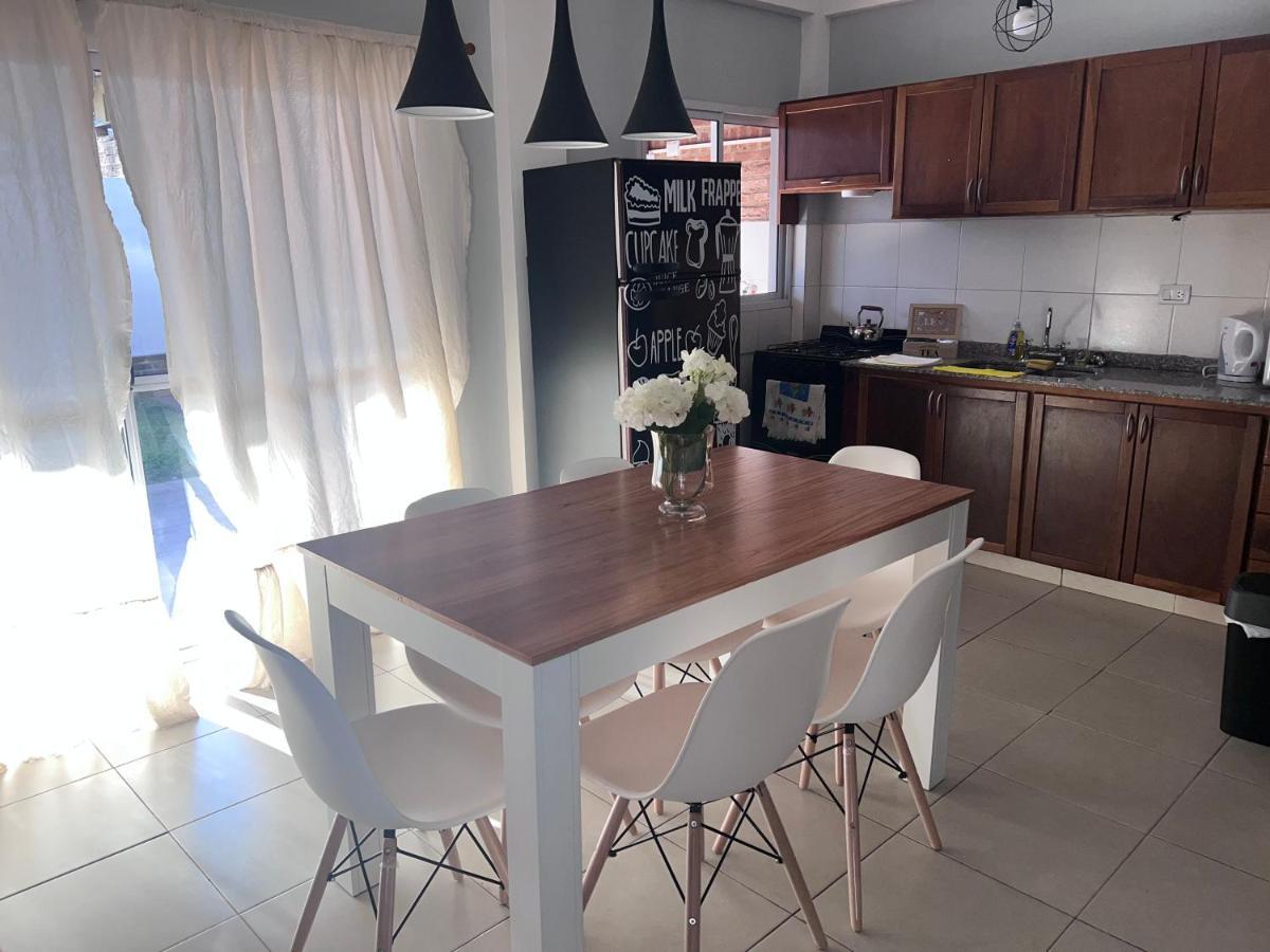 Hermoso Duplex En Barrio Cerrado Posadas Eksteriør billede