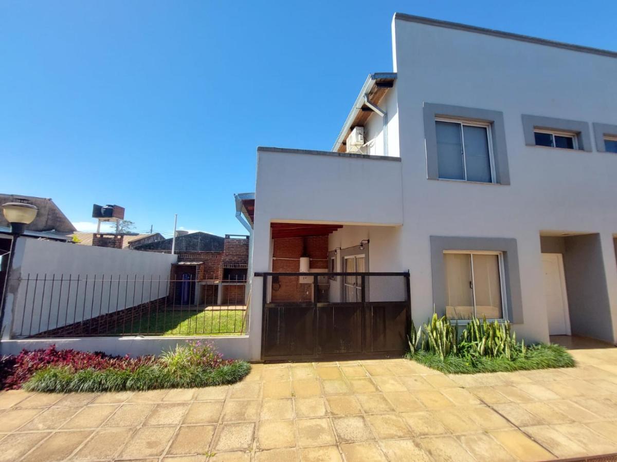 Hermoso Duplex En Barrio Cerrado Posadas Eksteriør billede